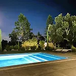 别墅 Nasya, 8 Pers, Piscine Chauffee, 5 Mn Voiture *