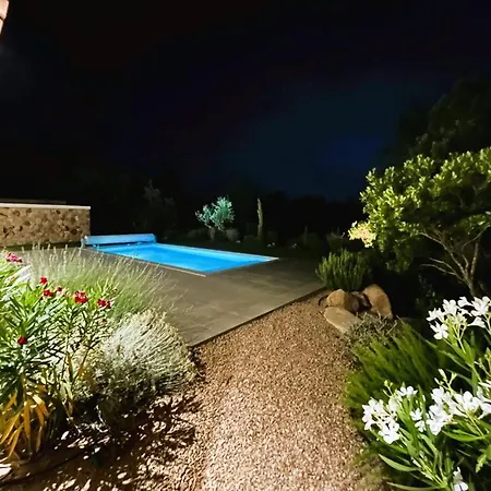 Nasya, 8 Pers, Piscine Chauffee, 5 Mn Voiture