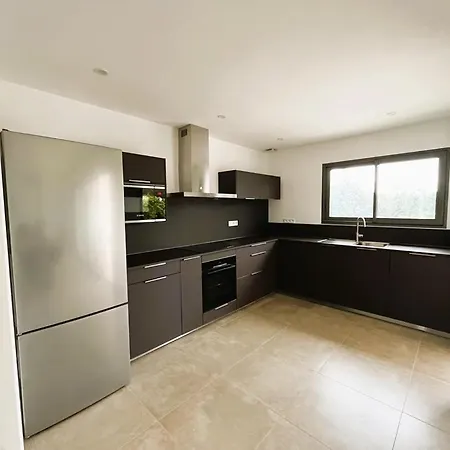 Nasya, 8 Pers, Piscine Chauffee, 5 Mn Voiture * Gialla